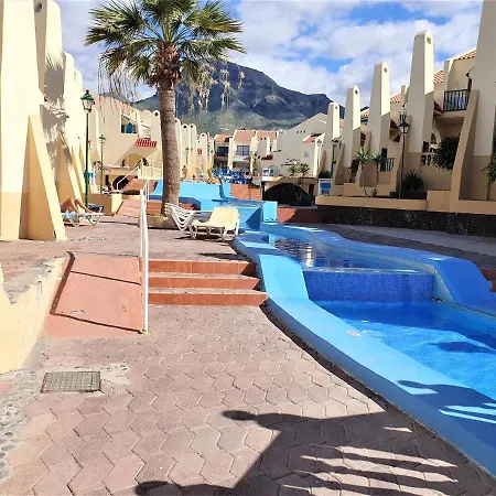 Bajo El Sol Wifi & Pools - Mareverde アパート *