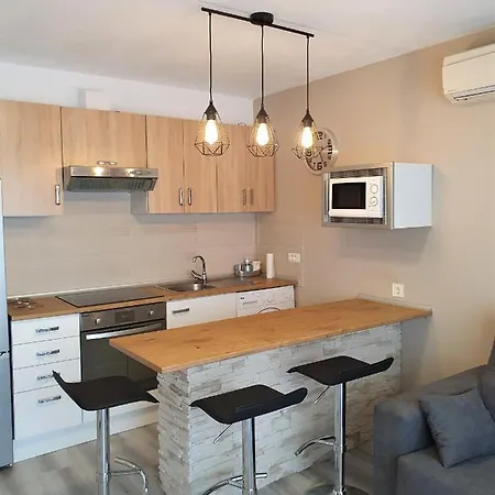 Bajo El Sol Wifi & Pools - Mareverde アデヘ